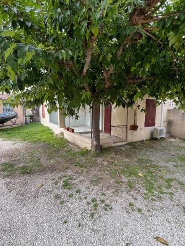 Rez de villa à vendre sur Sénas