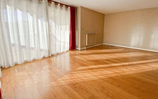 Appartement à vendre    4 pièces • 110,38 m2 Agen