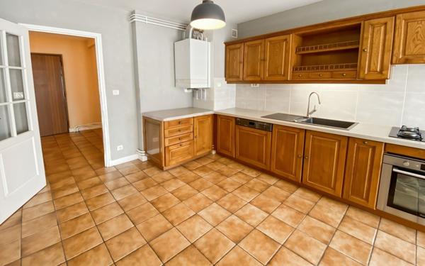 Appartement à vendre    4 pièces • 110,38 m2 Agen