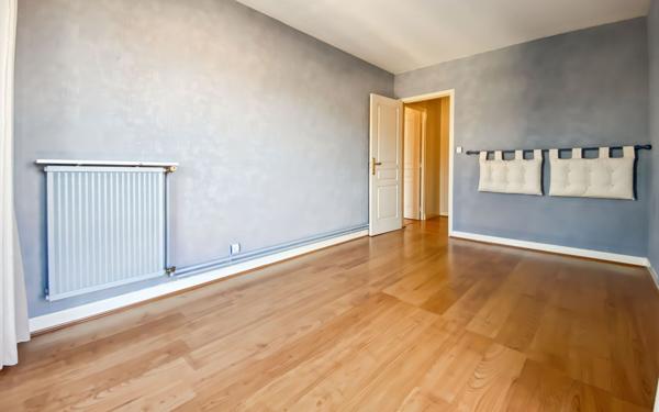 Appartement à vendre    4 pièces • 110,38 m2 Agen
