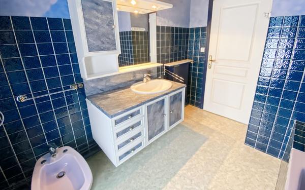 Appartement à vendre    4 pièces • 110,38 m2 Agen