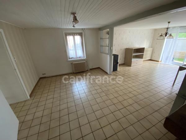 De l’espace avec 5 chambres, de la lumière et une vue à couper le souffle !