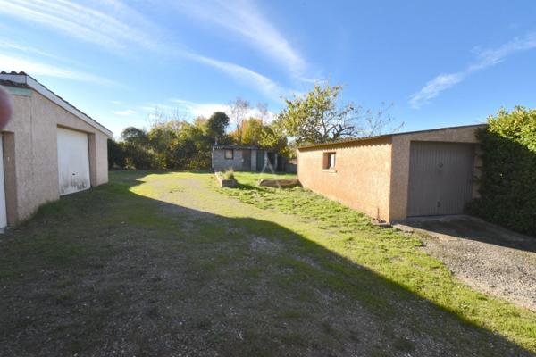 Vends maison 4 pièces, 2 garages - 31190 - Miremont