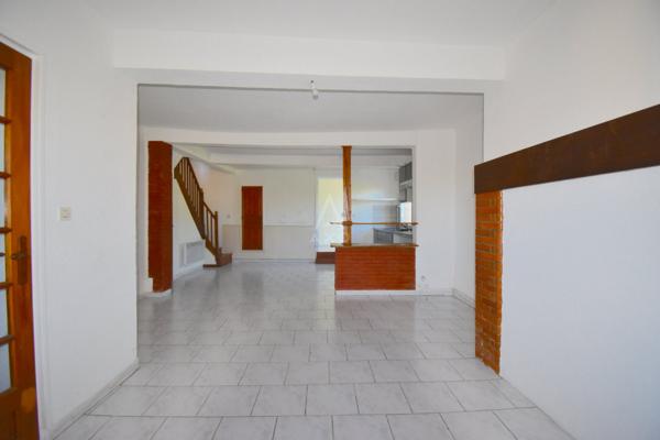 Vends maison 4 pièces, 2 garages - 31190 - Miremont