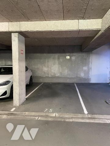 LILLE - rue de l'Asie -  Type 3 avec balcon et parking