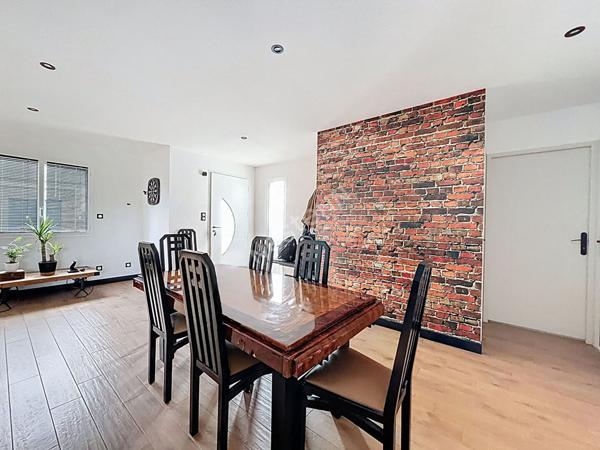 Maison plain-pied récente de 90m2 ? La Membrolle-sur-Longuenée ? Garage ? Potentiel d"aménagement !