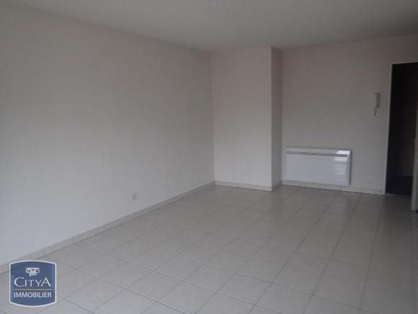 Appartement à louer 2 pièces 47.15m²