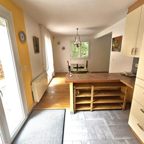 TOULOUSE,CÖTE PAVEE T4/5 DANS UNE PETITE RESIDENCE
