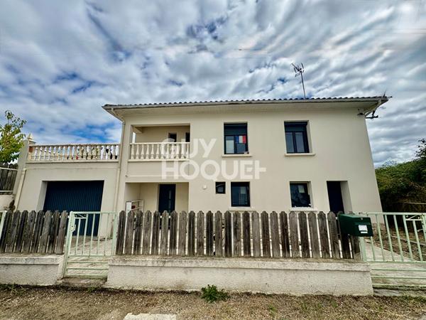 Ensemble immobilier à Aiguillon.