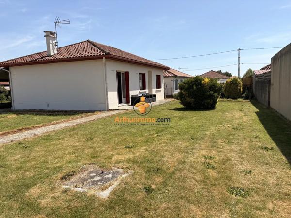 Vente                                                      Maison
                        
                     3 pièces                      72 m2                     à Bazet