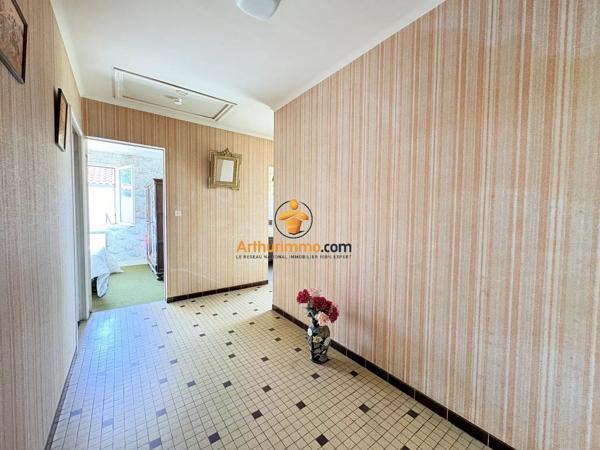 Vente                                                      Maison
                        
                     3 pièces                      72 m2                     à Bazet
