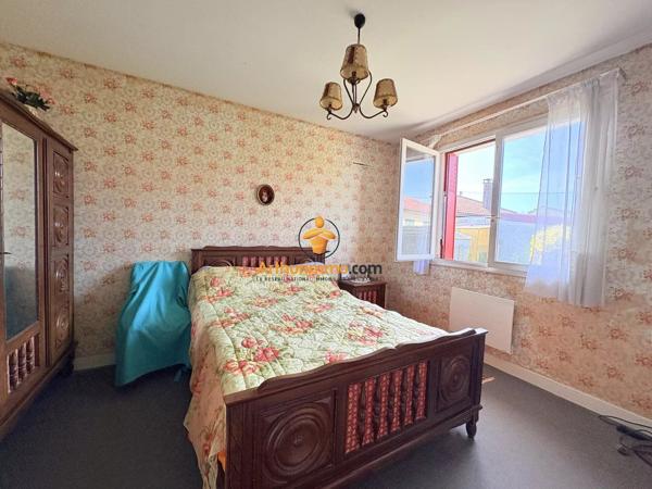 Vente                                                      Maison
                        
                     3 pièces                      72 m2                     à Bazet