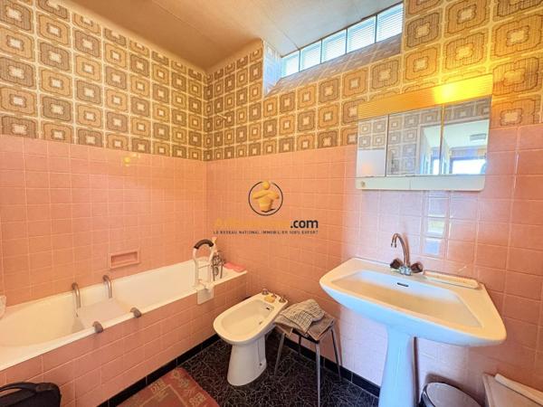 Vente                                                      Maison
                        
                     3 pièces                      72 m2                     à Bazet