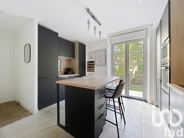 Apartment for sale 2 rooms 49 m² Rennes