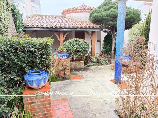 Maison à vendre au coeur de Croix de Vie, Beaux volumes, 5 pièces, 3 chambres, Jardin (85800) Saint Gilles Croix de Vie