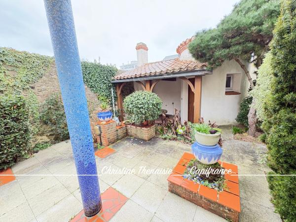 Maison à vendre au coeur de Croix de Vie, Beaux volumes, 5 pièces, 3 chambres, Jardin (85800) Saint Gilles Croix de Vie