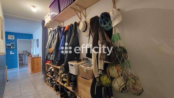 Appartement
         4 pièces
        - 87 m² Exclusivité 275 000 € *