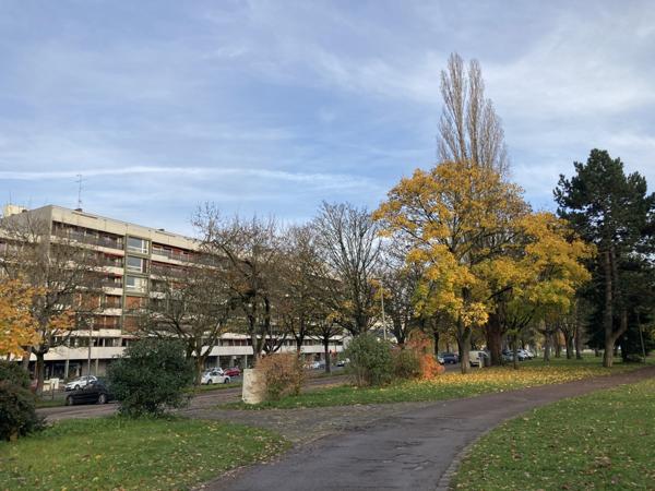 DIJON CANAL : APPARTEMENT 2 CHAMBRES - BALCON -CAVE - GARAGE