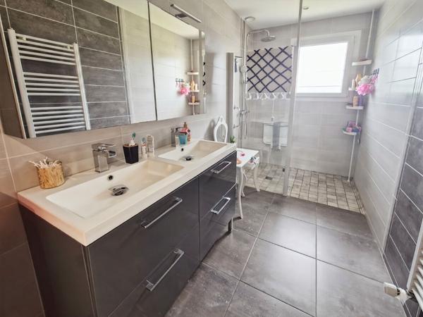 Maison 3 chambres + sous-sol