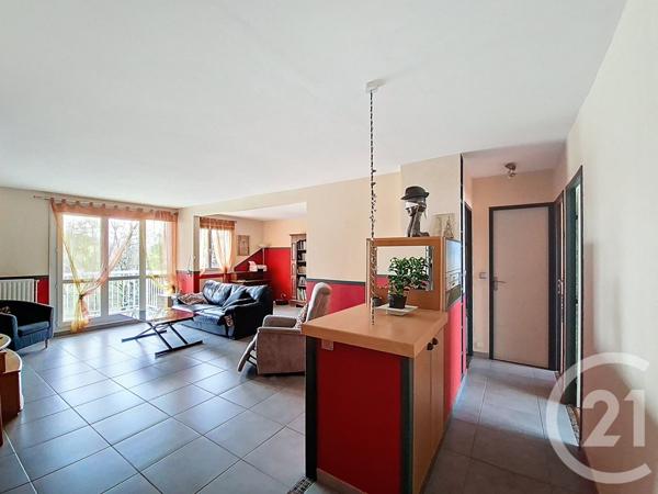 Appartement F4 à vendre  4 pièces - 79 m2 CORBAS - 69