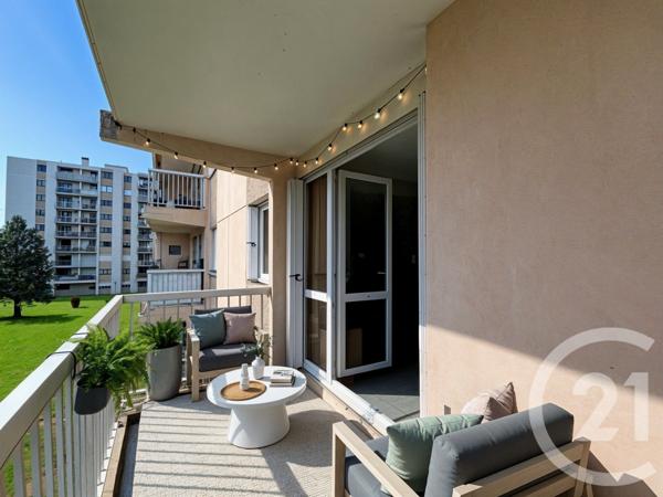 Appartement F4 à vendre  4 pièces - 79 m2 CORBAS - 69