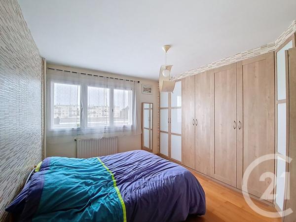 Appartement F4 à vendre  4 pièces - 79 m2 CORBAS - 69