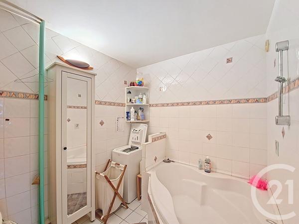 Appartement F4 à vendre  4 pièces - 79 m2 CORBAS - 69