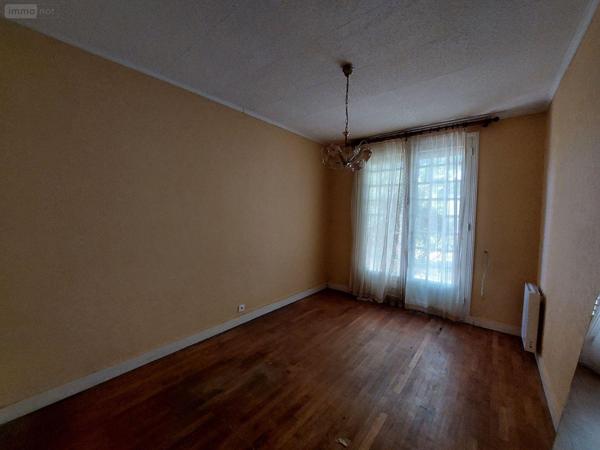 Maison à restaurer à vendre à Cours-de-Pile en Dordogne (24520), ref : 18113/135