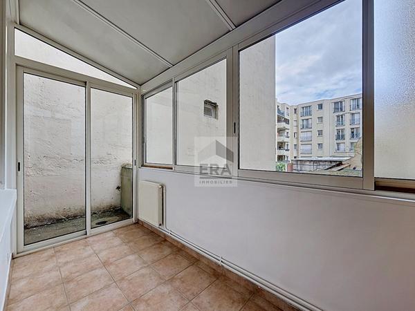 Appartement  à louer Suresnes 2 pièce(s) 35.68 m2