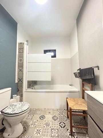 **Charmante propriete en pierre avec gite et piscine dans un cadre bucolique**