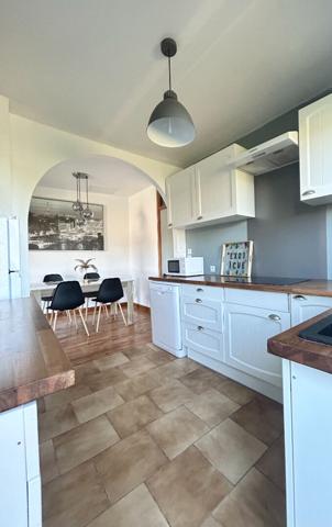 **Charmante propriete en pierre avec gite et piscine dans un cadre bucolique**