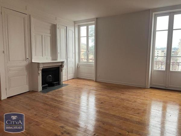 Appartement à louer 2 pièces 55.79m²