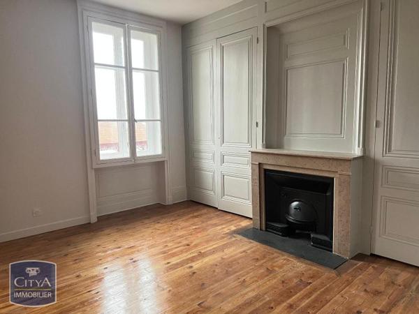 Appartement à louer 2 pièces 55.79m²