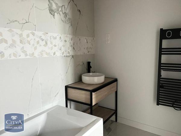 Appartement à louer 2 pièces 55.79m²