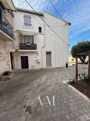 Maison de village T5 de 82 m² + caves.