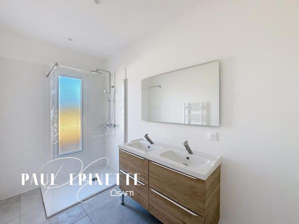 Plain pieds avec garage