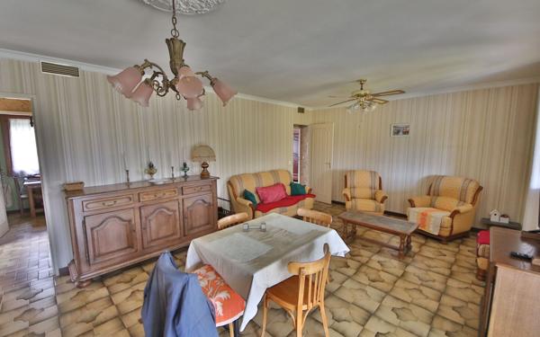 Maison à vendre    3 pièces • 90 m2 Azy-sur-Marne