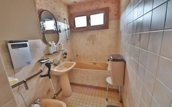 Maison à vendre    3 pièces • 90 m2 Azy-sur-Marne