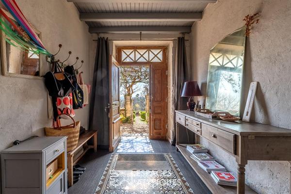 Demeure de charme et sa piscine intimiste