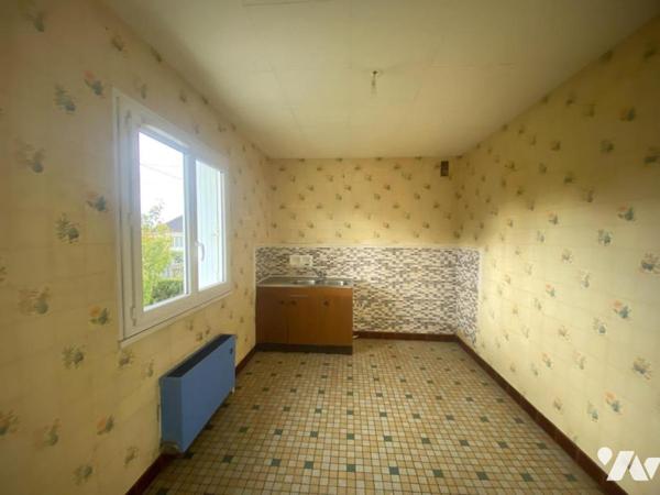 A VENDRE - PAVILLON - LAVAL