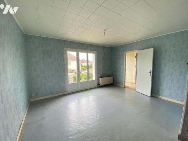 A VENDRE - PAVILLON - LAVAL