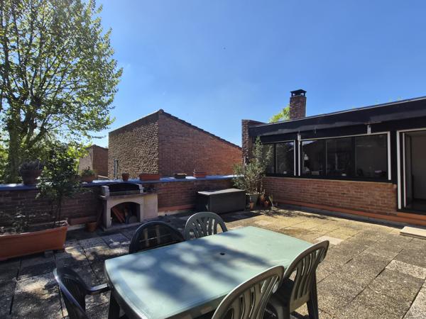 Maison
         5 pièces
        - 112 m² 350 000 € *