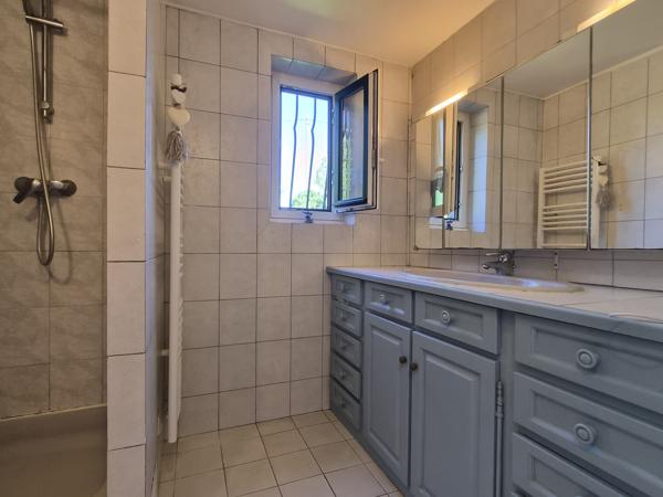 Maison
         5 pièces
        - 112 m² 350 000 € *