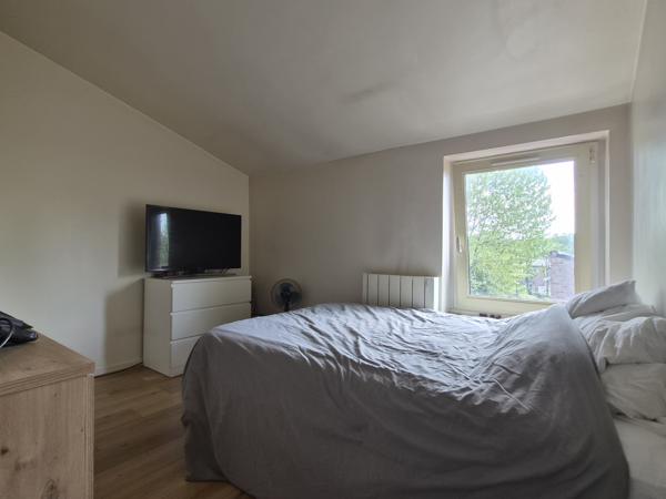 Maison
         5 pièces
        - 112 m² 350 000 € *