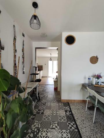 MAISON DE PLAIN PIED AVEC JARDIN