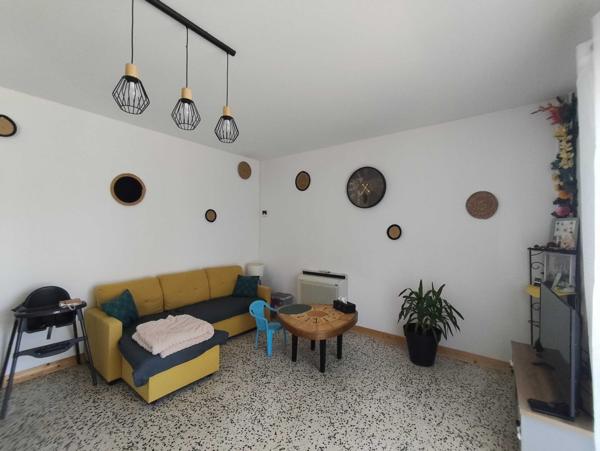 MAISON DE PLAIN PIED AVEC JARDIN