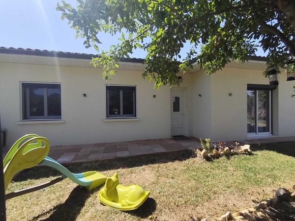 MAISON DE PLAIN PIED AVEC JARDIN