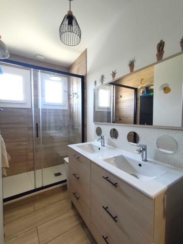 MAISON DE PLAIN PIED AVEC JARDIN