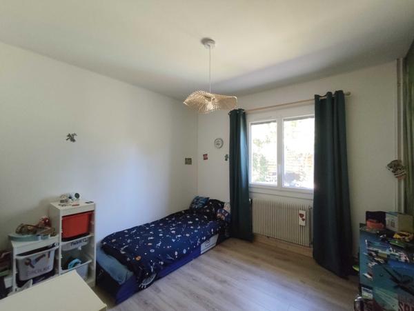 MAISON DE PLAIN PIED AVEC JARDIN
