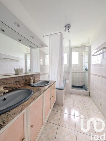 Maison traditionnelle 4 pièces de 94 m² à La Coquille (24450)